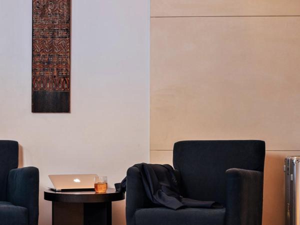 Life Gallery Athens : photo 3 de la chambre chambre exécutive - vue sur ville