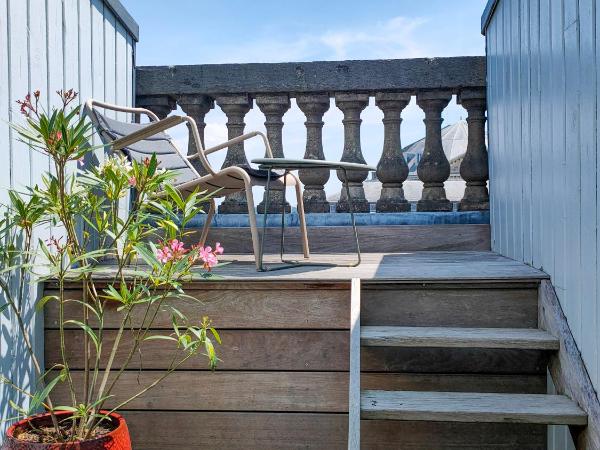 InterContinental Bordeaux Le Grand Hotel, an IHG Hotel : photo 3 de la chambre luxueuse chambre king avec balcon
