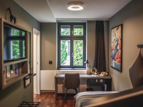 The Circus Hotel : photo 2 de la chambre hébergement simple - 1 personne maximum