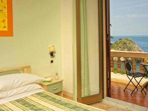 Jonic Hotel Mazzarò : photo 3 de la chambre chambre double avec balcon - vue sur mer