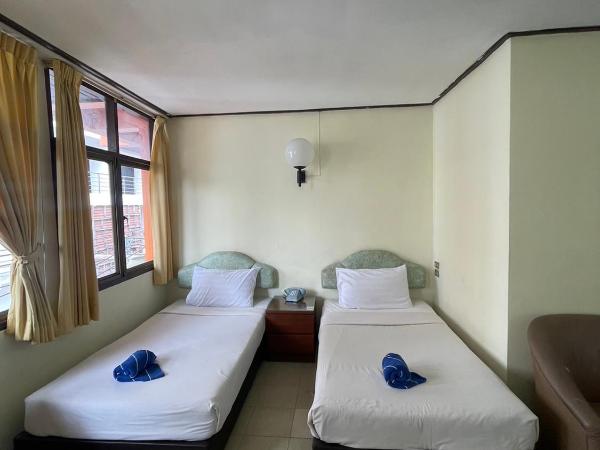 Residence Inn Pattaya : photo 6 de la chambre chambre lit king-size deluxe