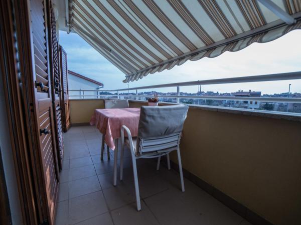 B@B Valbruna : photo 4 de la chambre studio avec terrasse