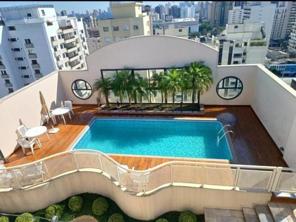 The Palace Limpeza Diária Manobrista UH1011 : photo 2 de la chambre appartement avec terrasse