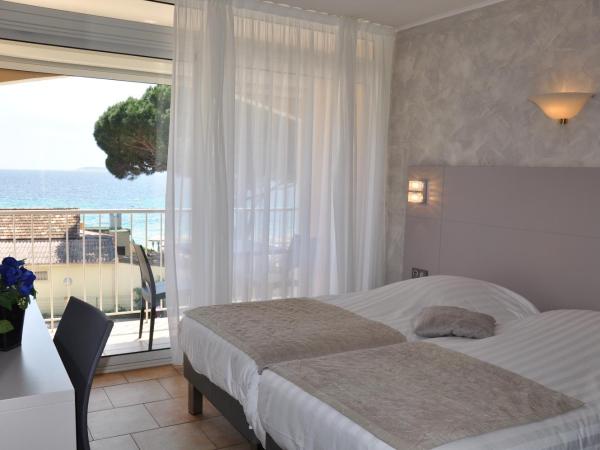Hotel de la Plage : photo 9 de la chambre chambre double avec balcon - vue sur mer