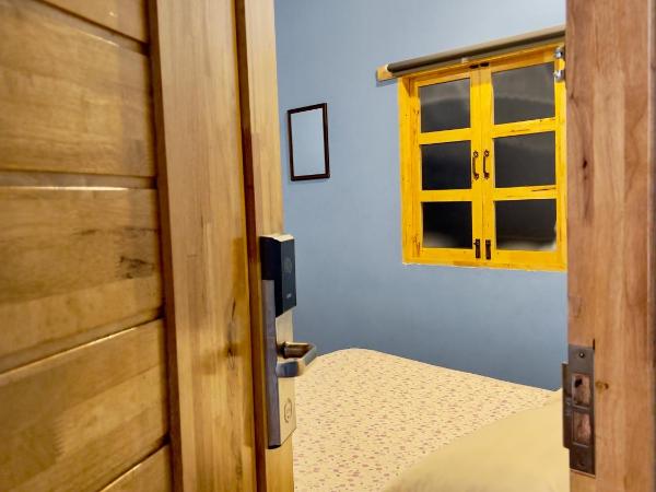 My Guesthouse 109 - SELF CHECK IN : photo 7 de la chambre chambre double avec salle de bains commune