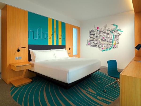 Aloft Dubai Creek : photo 1 de la chambre chambre lit king-size aloft - vue sur ville