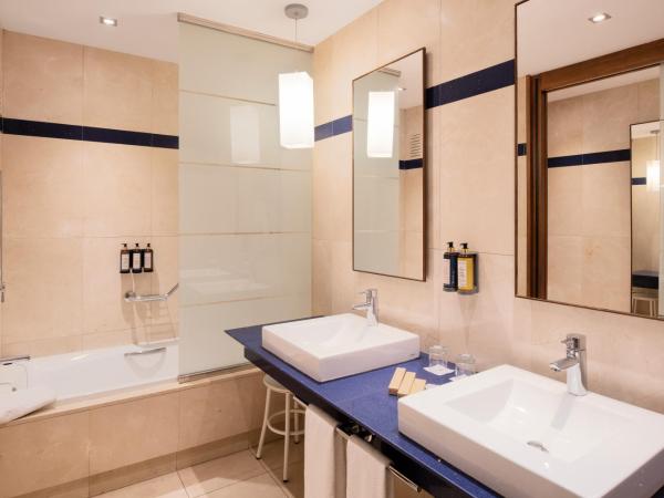 Eurostars Hotel de la Reconquista : photo 10 de la chambre suite junior