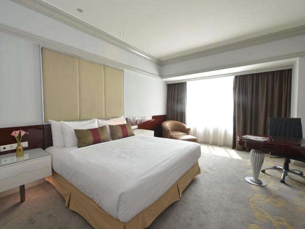 Wyndham Casablanca Jakarta : photo 4 de la chambre grande chambre deluxe