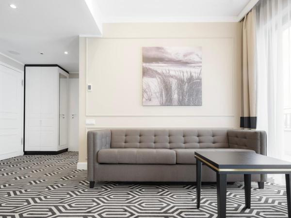 Baltic Park Fort by Zdrojowa : photo 4 de la chambre appartement de luxe avec bain à remous