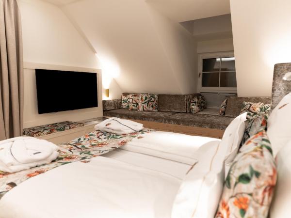 SCHLOSSRESIDENZ - Boutique Apartments & Hotel Suiten : photo 8 de la chambre grande chambre double 