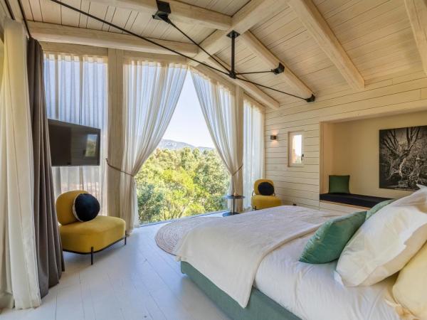 Domaine de Casanghjulina : photo 5 de la chambre suite deluxe avec lit king-size