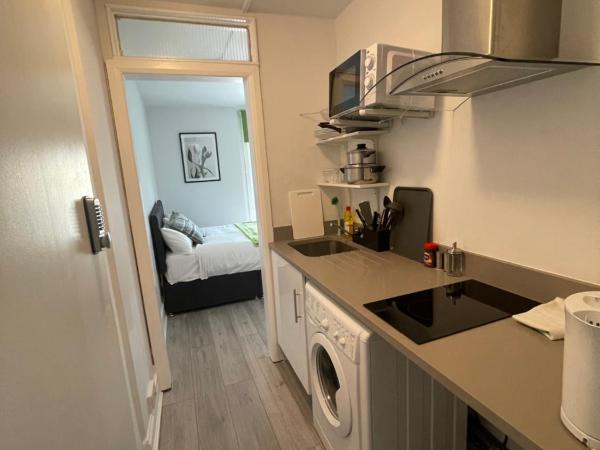 Chamberlayne Inn : photo 9 de la chambre studio avec balcon