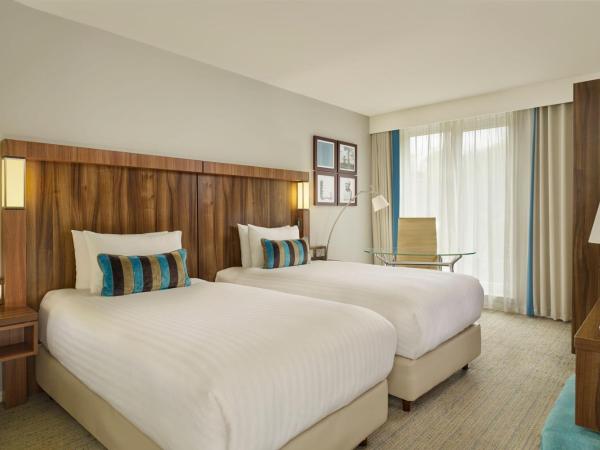 Courtyard by Marriott Edinburgh : photo 2 de la chambre chambre lits jumeaux