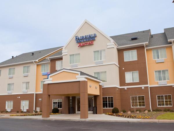 Fairfield Inn & Suites by Marriott Memphis East Galleria : photo 2 de la chambre chambre lit king-size