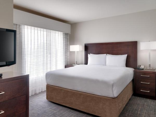 Residence Inn by Marriott Houston I-10 West/Park Row : photo 2 de la chambre studio lit king-size avec canapé-lit