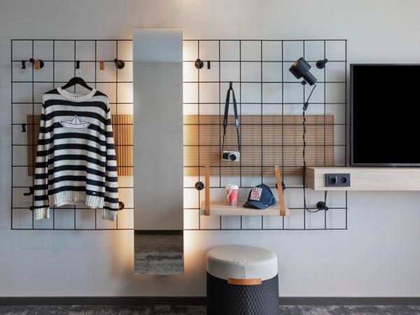 Moxy Bergen : photo 3 de la chambre chambre lits jumeaux standard