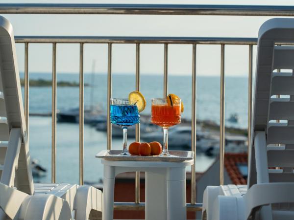 Bed&Breakfast Novalis : photo 4 de la chambre suite deluxe - vue sur mer