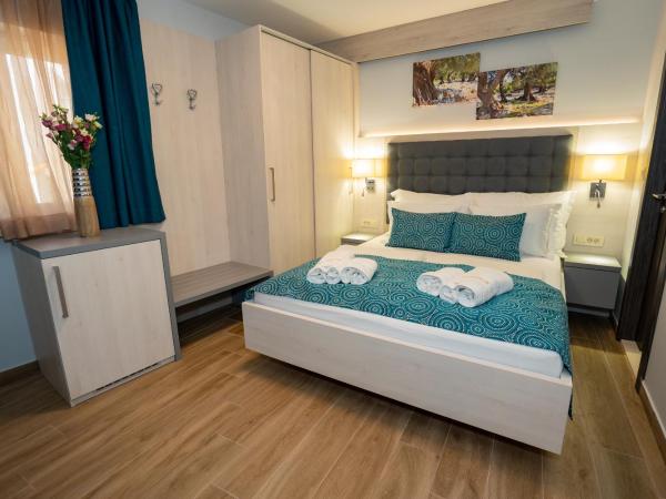 Bed&Breakfast Novalis : photo 6 de la chambre chambre familiale avec balcon