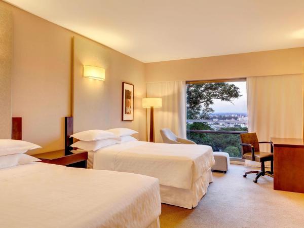 Sheraton Salta Hotel : photo 1 de la chambre chambre classique avec 2 lits simples ou lits jumeaux - vue sur ville