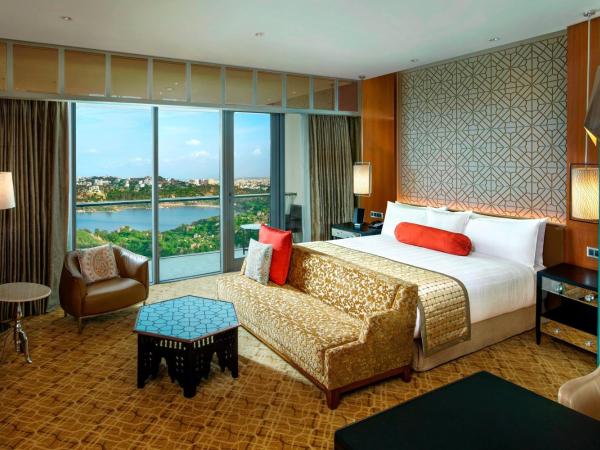 ITC Kohenur, a Luxury Collection Hotel, Hyderabad : photo 1 de la chambre chambre towers exclusive avec accès au salon club - vue sur ville