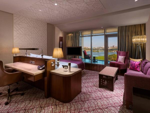 ITC Kohenur, a Luxury Collection Hotel, Hyderabad : photo 5 de la chambre chambre lit king-size itc one exclusive avec accès au salon club