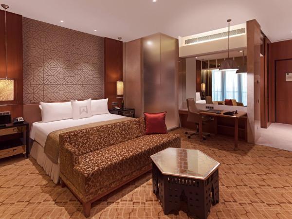 ITC Kohenur, a Luxury Collection Hotel, Hyderabad : photo 3 de la chambre chambre tours avec accès au salon club - vue sur ville