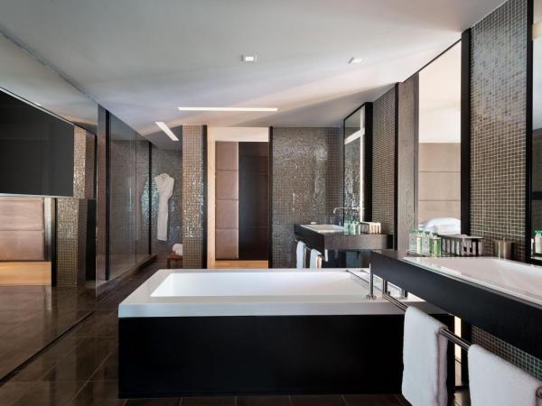 JW Marriott Cannes : photo 3 de la chambre suite présidentielle 2 chambres avec balcon - front de mer