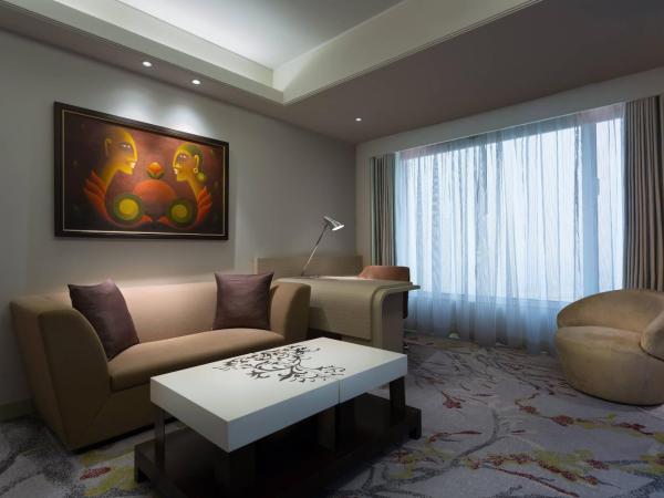 Le Meridien Gurgaon, Delhi NCR : photo 4 de la chambre one-bedroom executive suite - executive lounge access  with inr 1000 credit , late check-out by 1300 hours and early check-in by 1400 hours, 15% discount on f&b