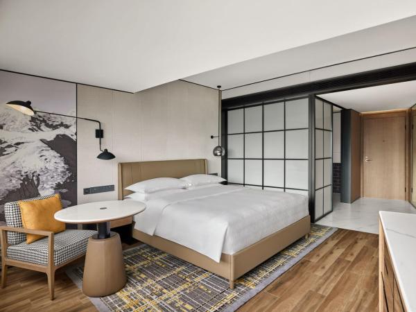 Sheraton Chengdu Lido Hotel : photo 2 de la chambre chambre lit king-size deluxe