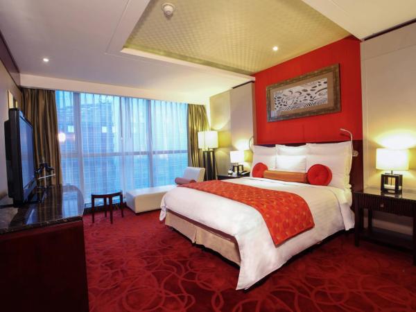 Beijing Marriott Hotel Northeast : photo 5 de la chambre suite lit king-size exécutive avec accès au salon exécutif - vue sur ville