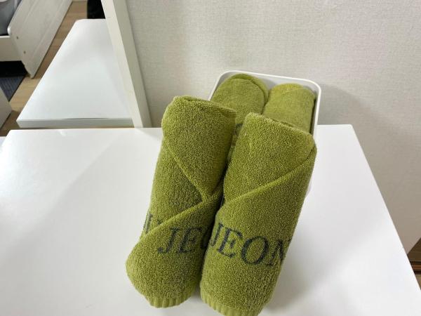 Jeong House : photo 7 de la chambre chambre triple avec salle de bains commune