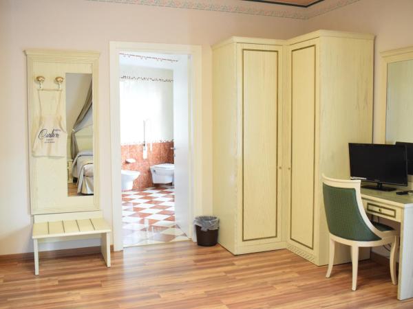 Hotel Carlton : photo 3 de la chambre suite - vue sur jardin