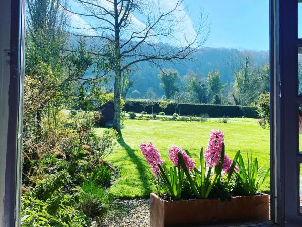 La Maison d'Aline - Honfleur - Maison d'Hôte De Charme A La Normande : photo 10 de la chambre chambre triple avec douche
