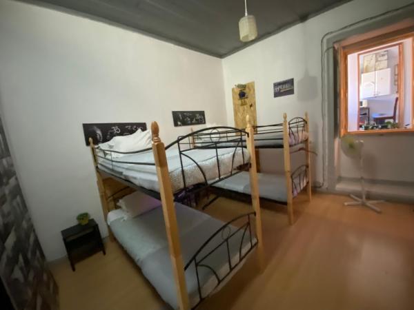 Faroway Hostel : photo 1 de la chambre lit simple dans dortoir pour hommes