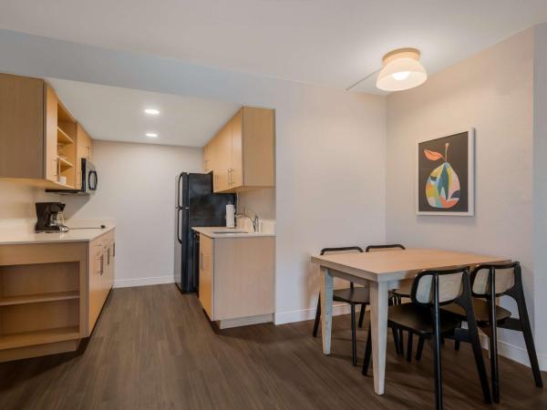 Sonesta ES Suites Orlando International Drive : photo 3 de la chambre suite 1 chambre lit king-size