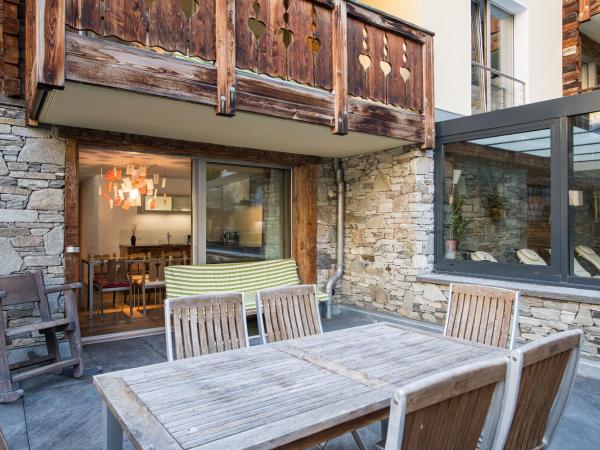 Firefly Luxury Suites : photo 7 de la chambre suite jardin