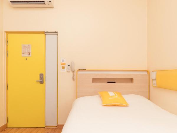 Bloomrooms @ New Delhi Railway Station : photo 5 de la chambre chambre standard lit queen-size