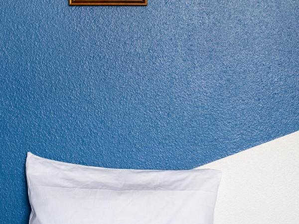 greet Chartres Est : photo 2 de la chambre chambre simple pop avec 2 lits simples