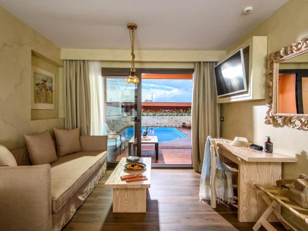 Esperides Resort Crete, The Authentic Experience : photo 1 de la chambre suite platine 2 chambres avec piscine privée - vue sur mer