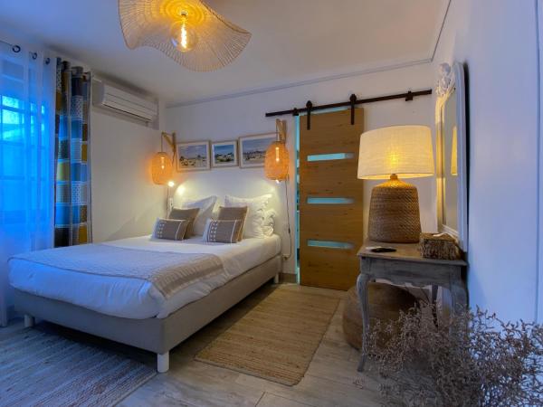 Hôtel Le Neptune en Camargue : photo 1 de la chambre suite junior