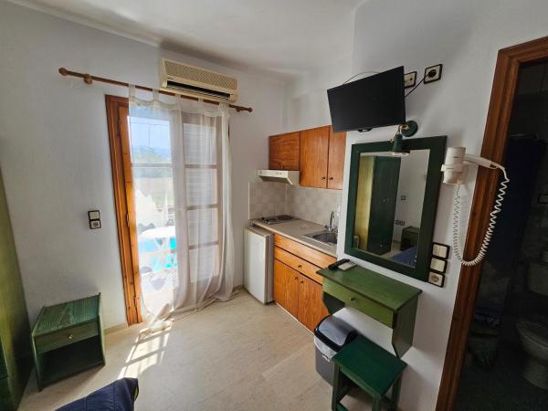 Sunlight Naxos : photo 7 de la chambre petite chambre lits jumeaux