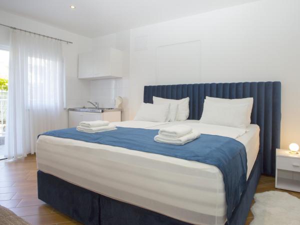 Guest House Kušeta : photo 5 de la chambre studio