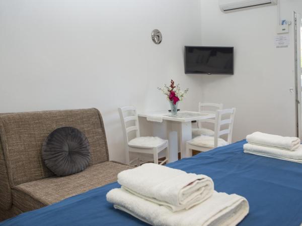 Guest House Kušeta : photo 8 de la chambre studio