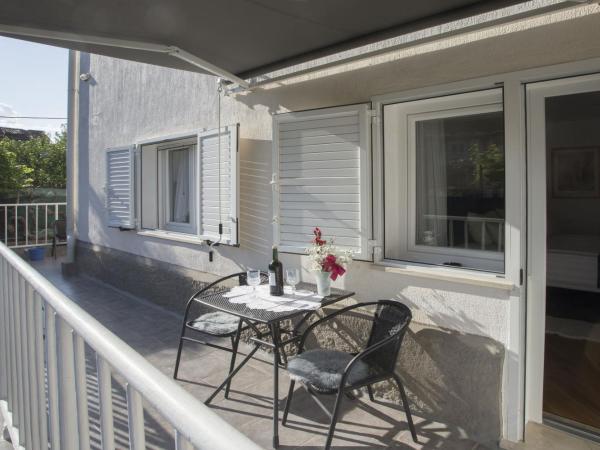 Guest House Kušeta : photo 1 de la chambre studio