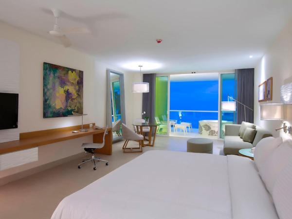 Krystal Grand Puerto Vallarta - All Inclusive : photo 3 de la chambre suite junior lit king-size avec jacuzzi