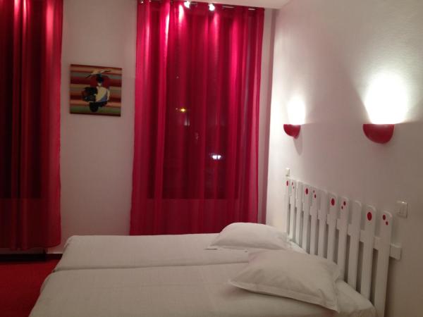 Au Nouvel Hôtel : photo 7 de la chambre chambre double supérieure - vue sur colline