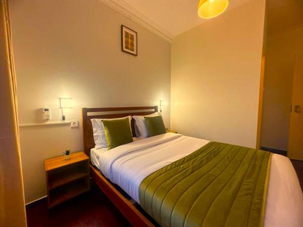 LISABONNA GUEST HOUSE : photo 5 de la chambre chambre double avec salle de bains privative