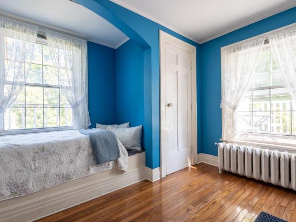 Chestnut Inn : photo 8 de la chambre chambre lit king-size