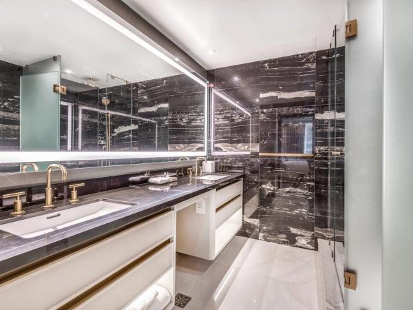 AZUR Legacy Collection Hotel : photo 7 de la chambre chambre lit king-size deluxe