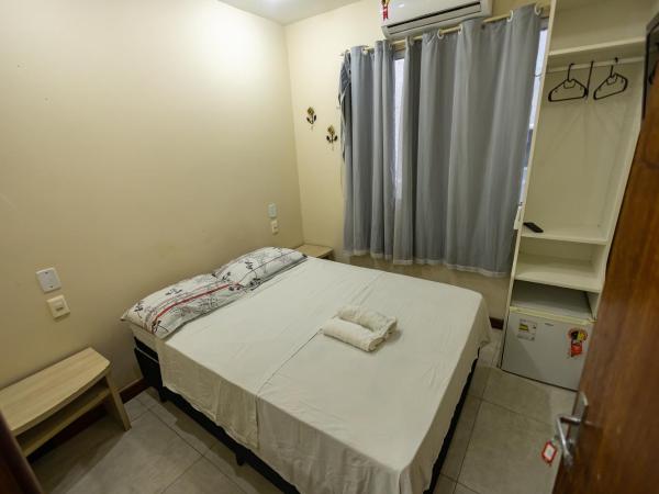 Boulevard Bed & Breakfast : photo 4 de la chambre chambre double avec salle de bains privative séparée